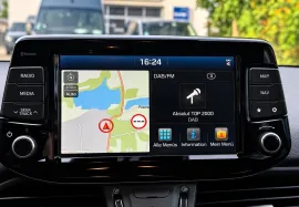 i30 Kombi Trend AUTOMATIK+Sitz&Lenkhz+LED+Navi, Schwarz, 2019, Foto 31 von 28