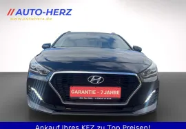 i30 Kombi Trend AUTOMATIK+Sitz&Lenkhz+LED+Navi, Schwarz, 2019, Foto 27 von 28