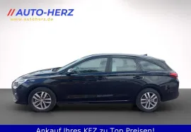i30 Kombi Trend AUTOMATIK+Sitz&Lenkhz+LED+Navi, Schwarz, 2019, Foto 28 von 28