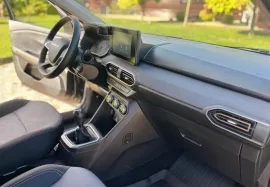 Jogger Extreme 7-SITZE+Navi+PDC+Klimaauto+LEDER, Schwarz, 2025, Foto 38 von 33