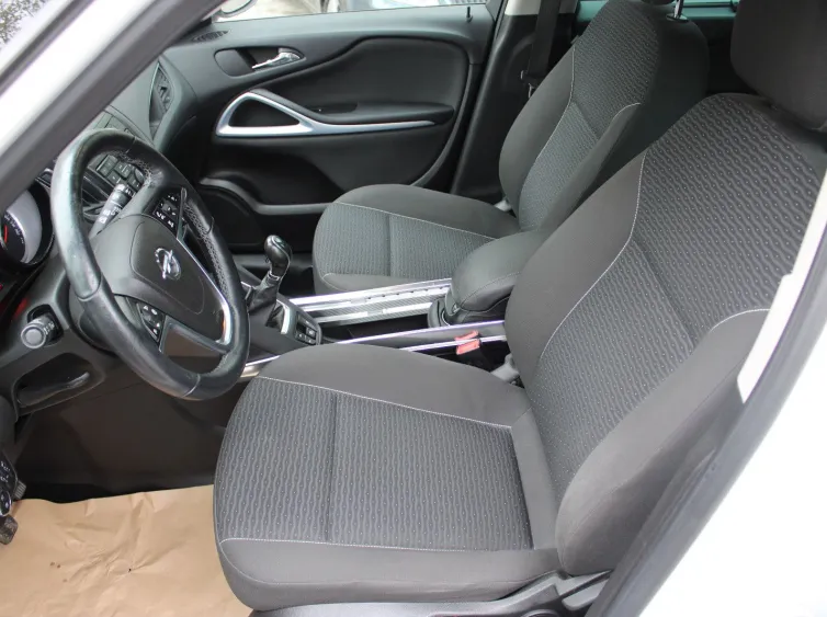 Zafira C Tourer Drive *KLIMAAUT.+SITZ&LENKRADH.*, Weiß, 2016, Foto 13 von 30