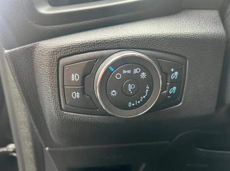 EcoSport ST-Line X Alcantara+LED+Sitz&Lenkhz+PDC, Schwarz, 2022, Foto 26 von 32
