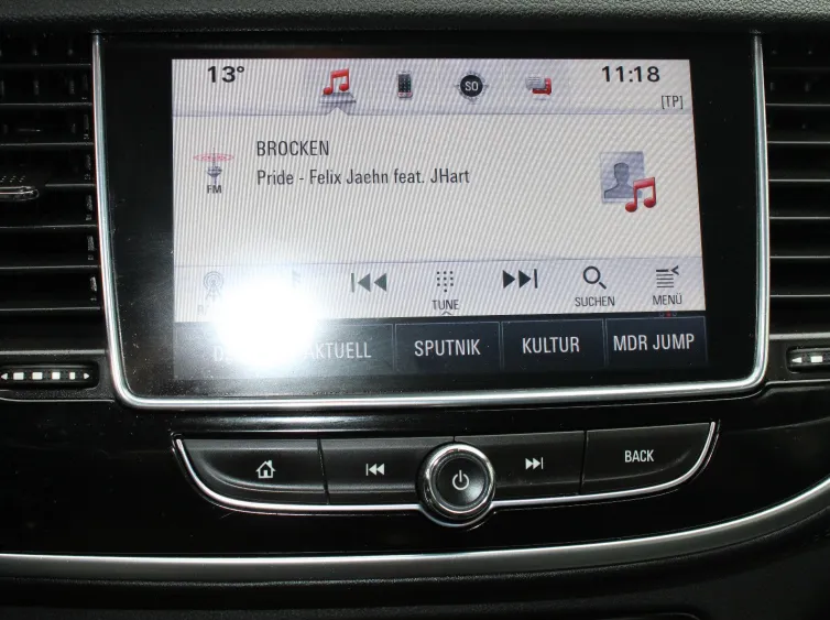 Mokka X Innovation *KLIMA+NAVI+SITZ&LENKRADHEIZ*, Silber, 2016, Foto 25 von 31