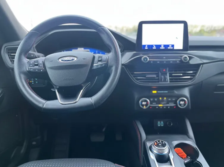 Kuga ST-Line Sitz&Lenkhz+LED+Klimaaut+HEADUP, Schwarz, 2022, Foto 15 von 34