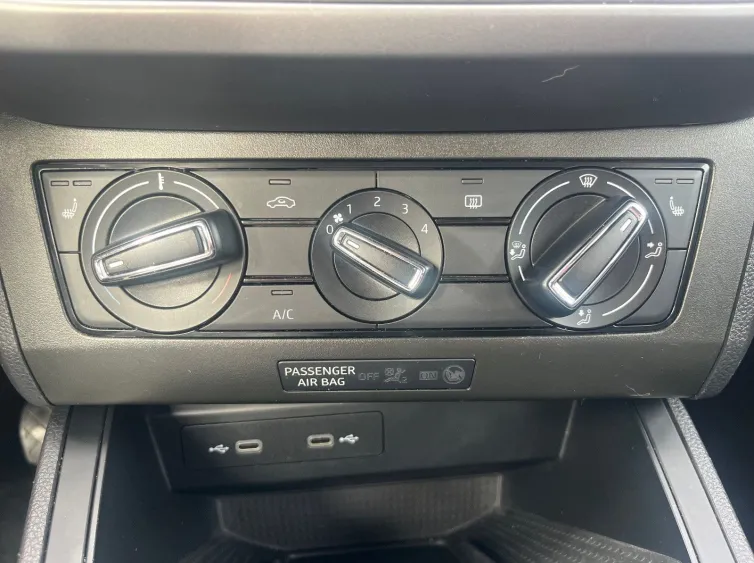 Ibiza Style 5-Trg+Klima+PDC+Navi+Sitzheizung, Weiß, 2021, Foto 12 von 28