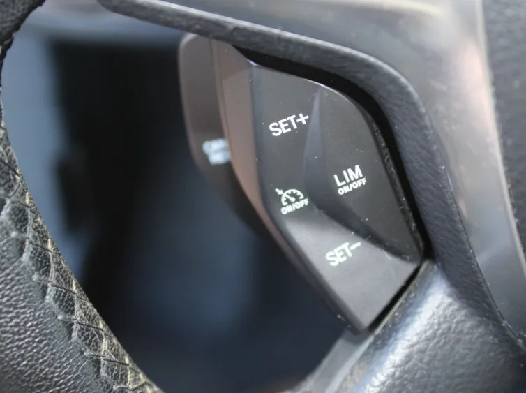 C-Max C-MAX Titanium*XENON+NAVI+PANORAMA+PDC*, Grau, 2013, Foto 20 von 31