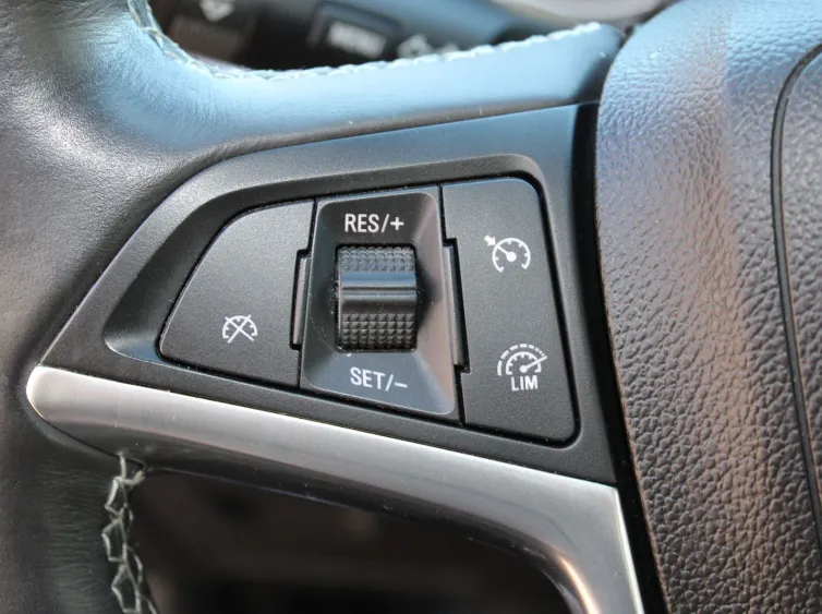 Mokka Edition ecoFlex*SITZHEIZ.+KLIMAAUTOM.+AHK*, Braun, 2015, Foto 19 von 26