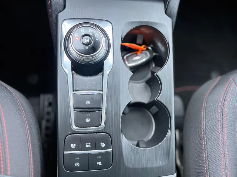 Kuga ST-Line Sitz&Lenkhz+LED+Klimaaut+HEADUP, Schwarz, 2022, Foto 26 von 34