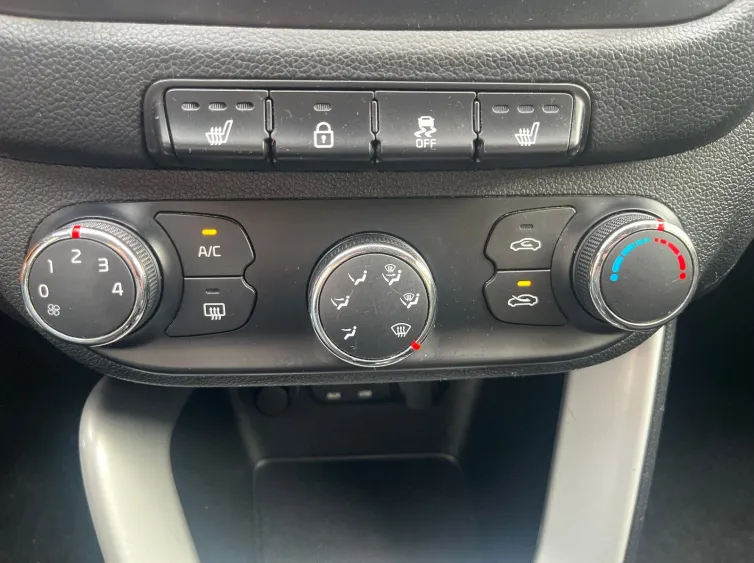 cee'd Sportswagon Klima+PDC+Sitz&Lenkradhzg+Navi, Silber, 2013, Foto 21 von 29