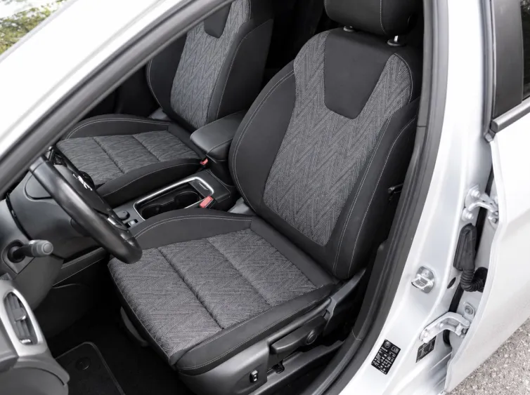 Astra K Sports Tourer *NAVI+DAB+PDC+LED+TEMPOM.*, Weiß, 2020, Foto 17 von 29