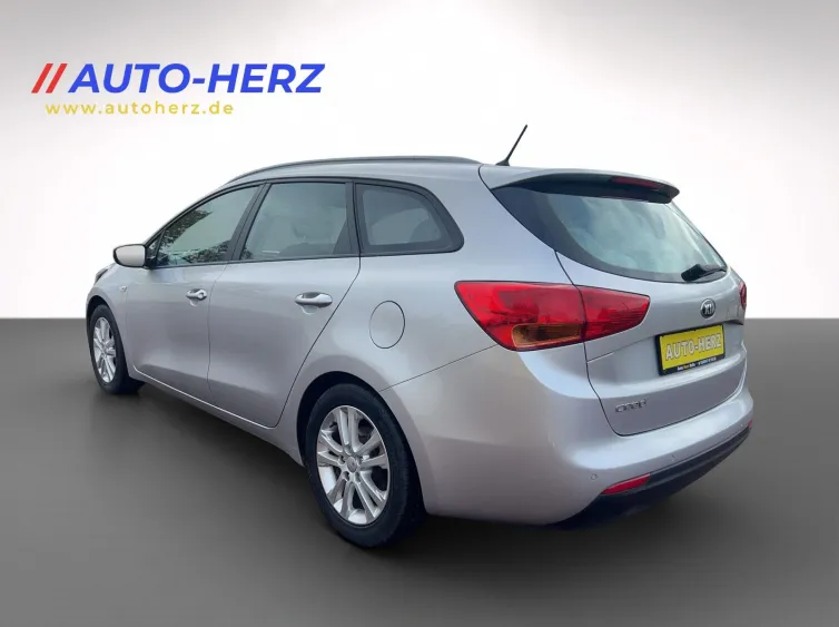 cee'd Sportswagon Klima+PDC+Sitz&Lenkradhzg+Navi, Silber, 2013, Foto 11 von 29