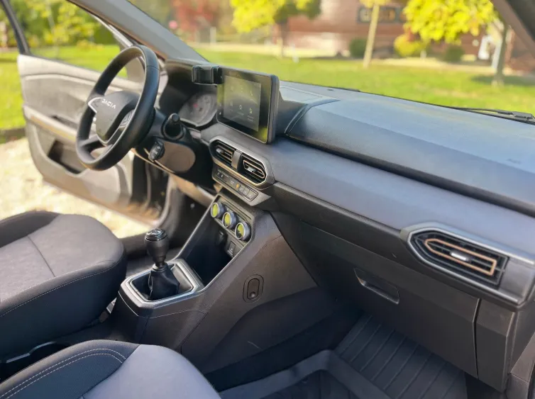 Jogger Extreme 7-SITZE+Navi+PDC+Klimaauto+LEDER, Schwarz, 2025, Foto 17 von 33
