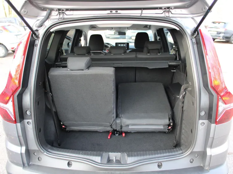 Jogger Extreme*7SITZE+KLIMAAUT.+SITZHZ.+PDC+NAVI, Grau, 2025, Foto 30 von 31