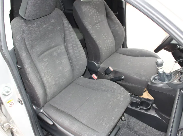 Trezia Active Sport *1.HAND+KLIMA+AHK*, Silber, 2014, Foto 17 von 26