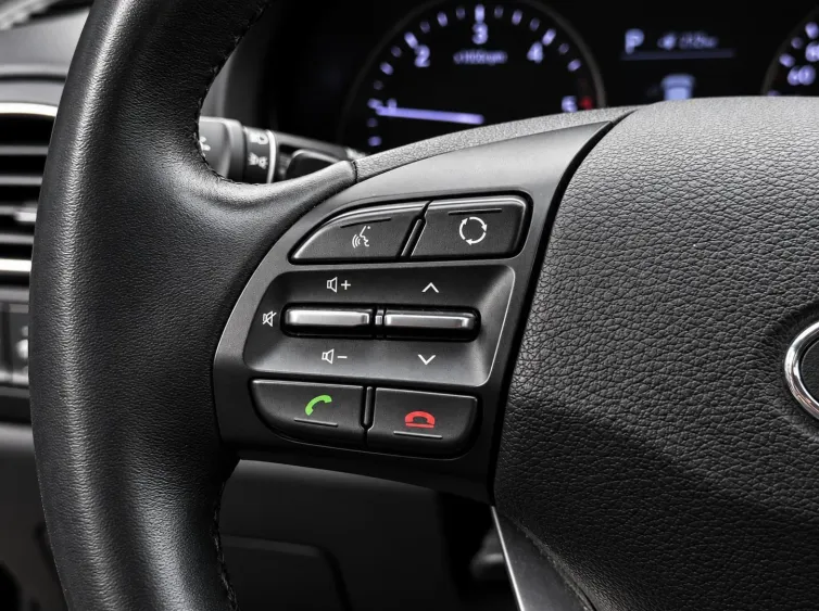 i30 Kombi Trend AUTOMATIK+Sitz&Lenkhz+LED+Navi, Schwarz, 2019, Foto 13 von 28