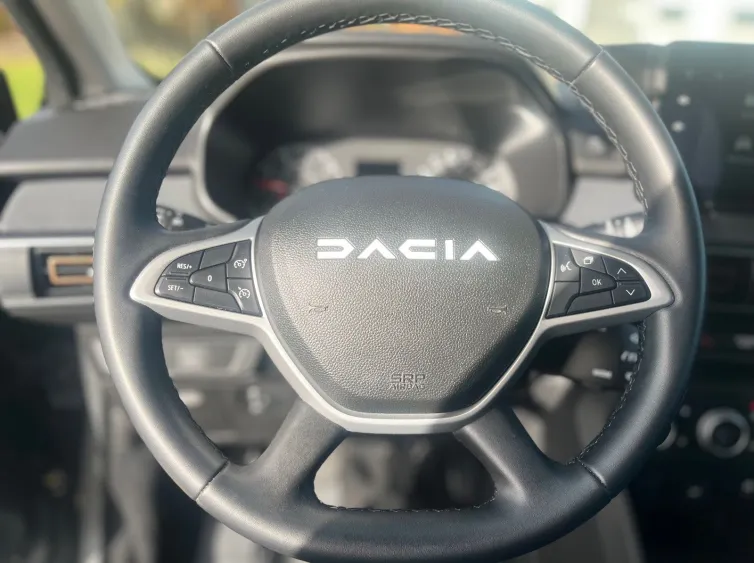 Jogger Extreme 7-SITZE+Navi+PDC+Klimaauto+LEDER, Schwarz, 2025, Foto 16 von 33
