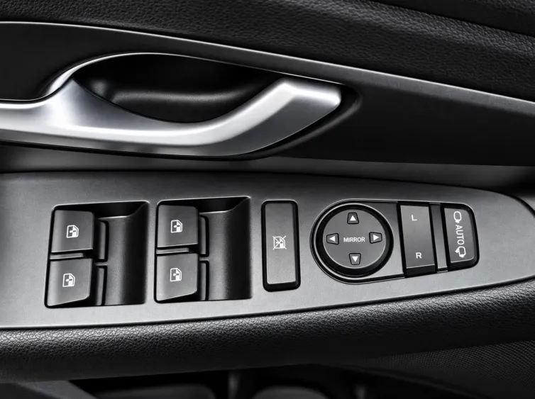 i30 Kombi Trend AUTOMATIK+Sitz&Lenkhz+LED+Navi, Schwarz, 2019, Foto 24 von 28